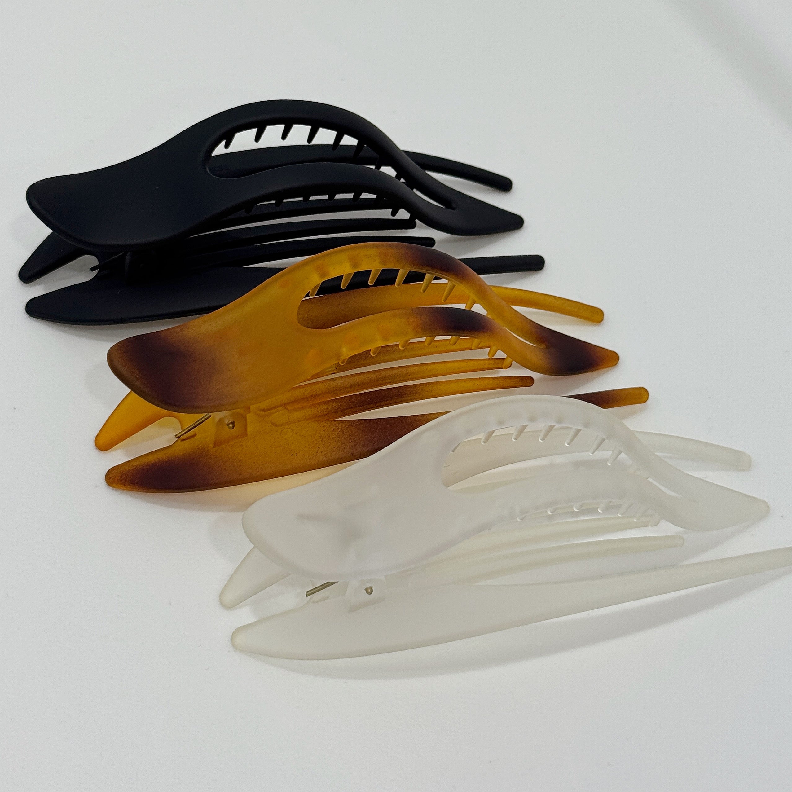 3 Pcs Duckbill Claw Clip – Strong Hold for All Hair Types