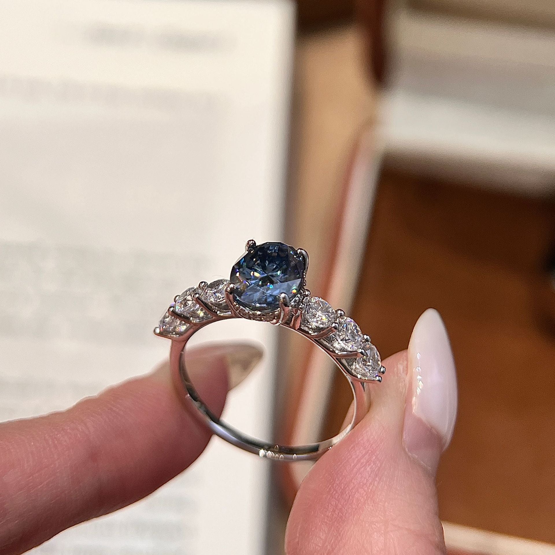 7x9mm Oval Cut Moissanite Ring| 2 Carat 925 Silver Women's Fashion Ring