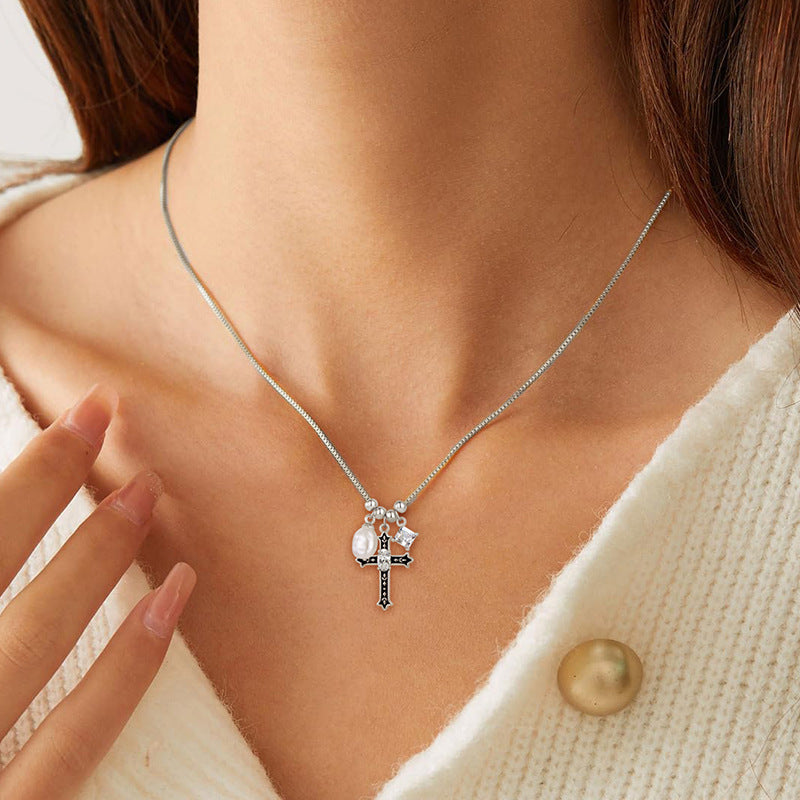 Vintage Distressed Cross Necklace - Unisex Minimalist Pendant with Pearl & Zircon, Dainty Stylish Collarbone Chain for Daily Wear