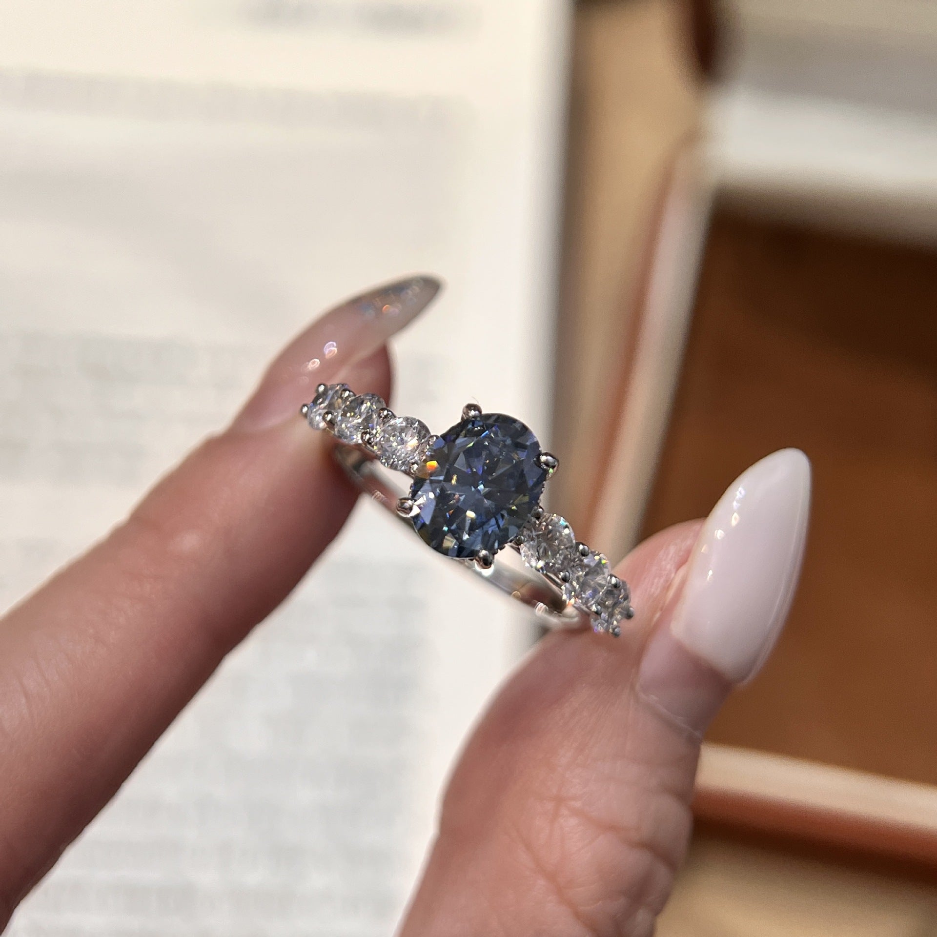 7x9mm Oval Cut Moissanite Ring| 2 Carat 925 Silver Women's Fashion Ring