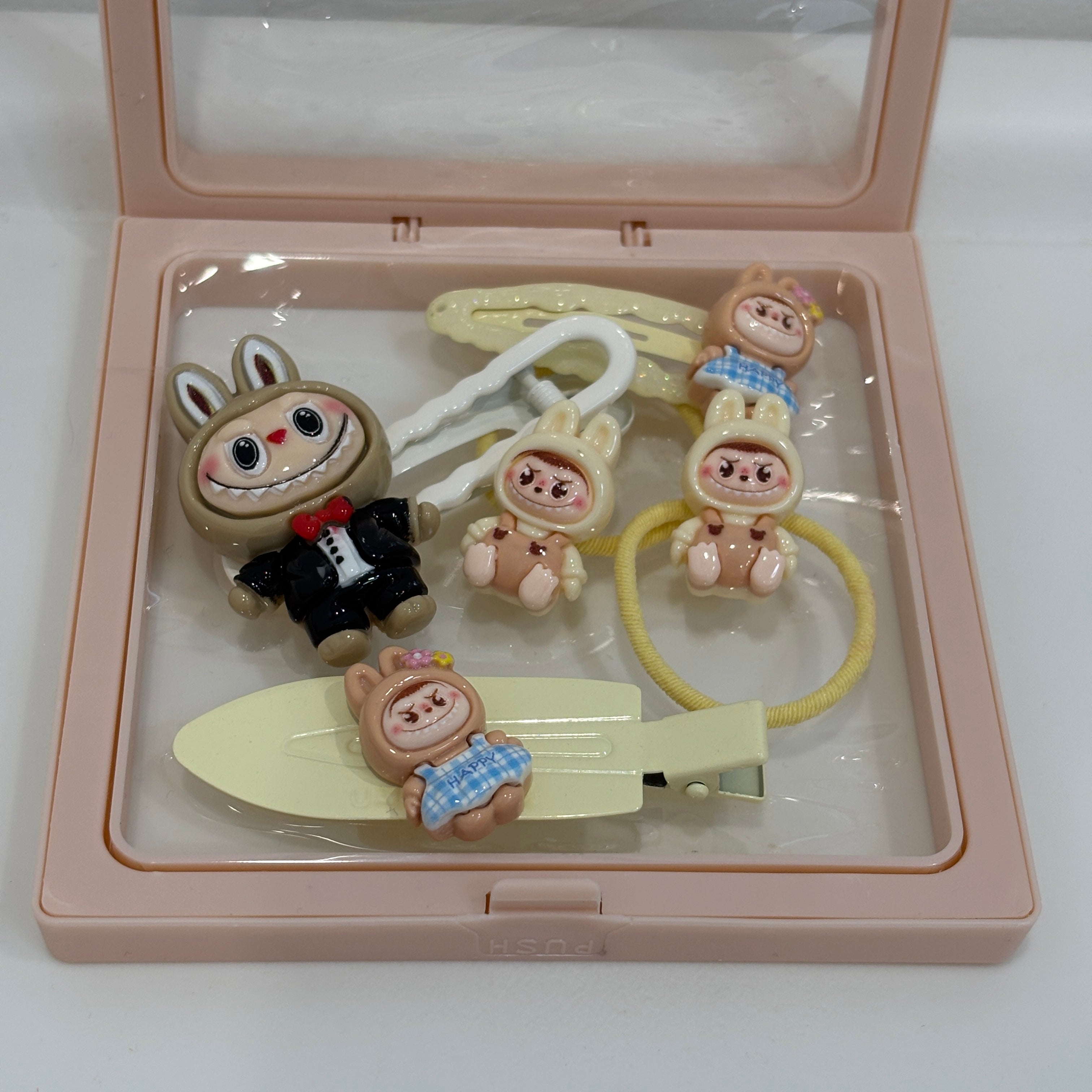 Kawaii Labubu Hair Clip & Scrunchie Set，Labubu Dreamy Hair Clips & Scrunchies Combo，Cute Animal Hair Accessories Bundle(LABUBU)